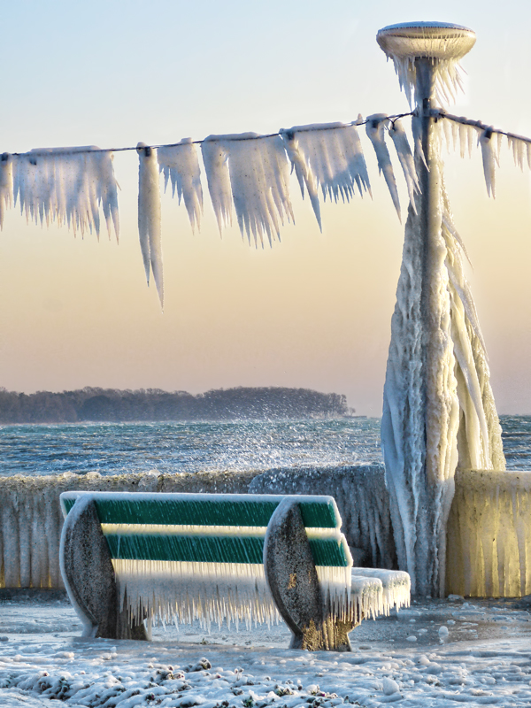 A bench in a winter morning...