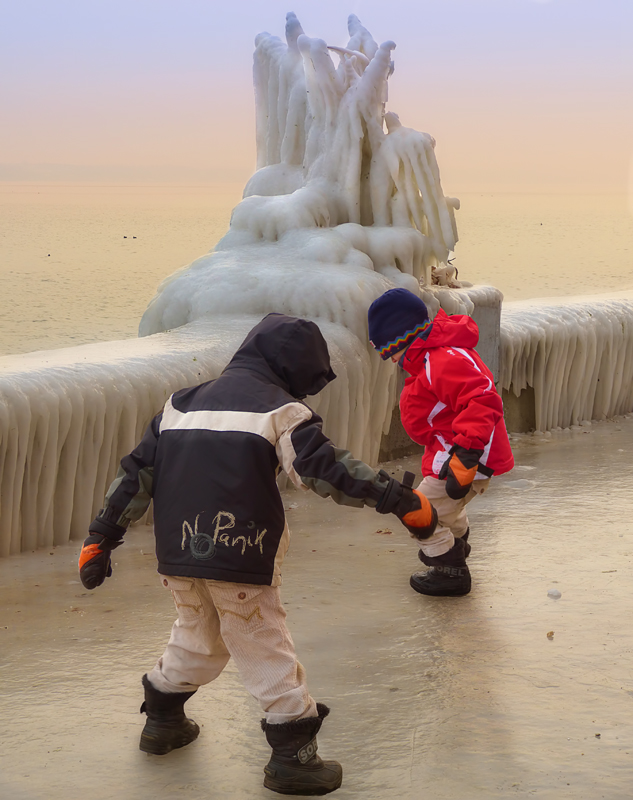  The Polar Explorers: 5 - The ones who say :” It doesn’t matter if it’s cold, we have fun!”