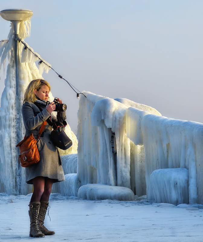 The Polar Explorers: 7- The glamour explorer who takes documentary photos.