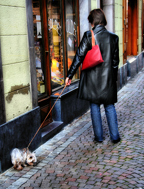 I might walk over small little streets  to find good bargains at sale price...