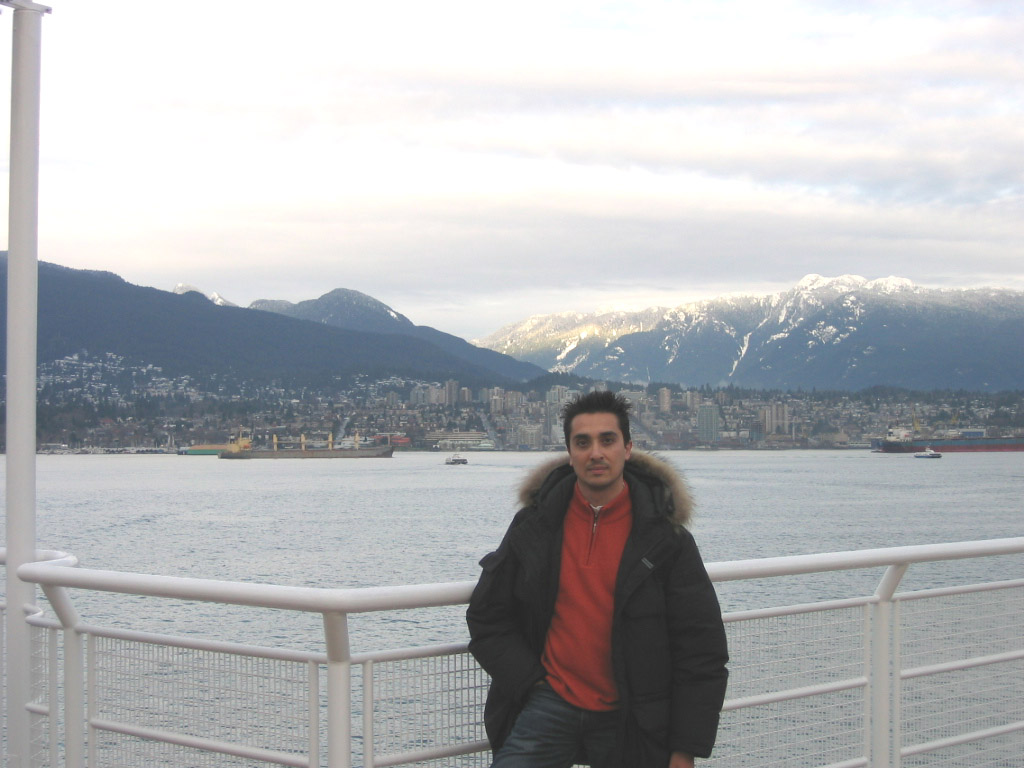 North Vancouver behind me.JPG