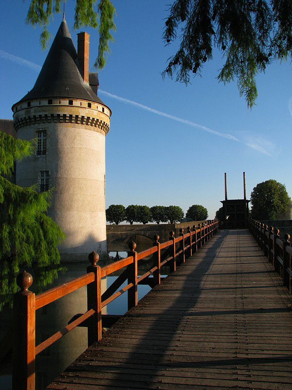 la tour et le pont levis