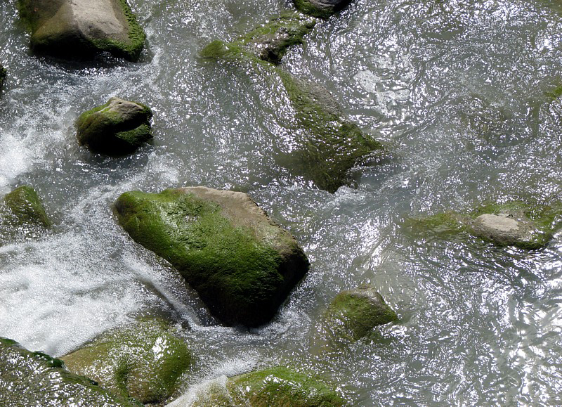 les rochers du torrent