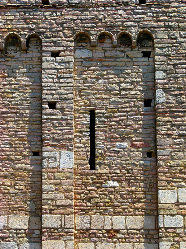 glise muraille