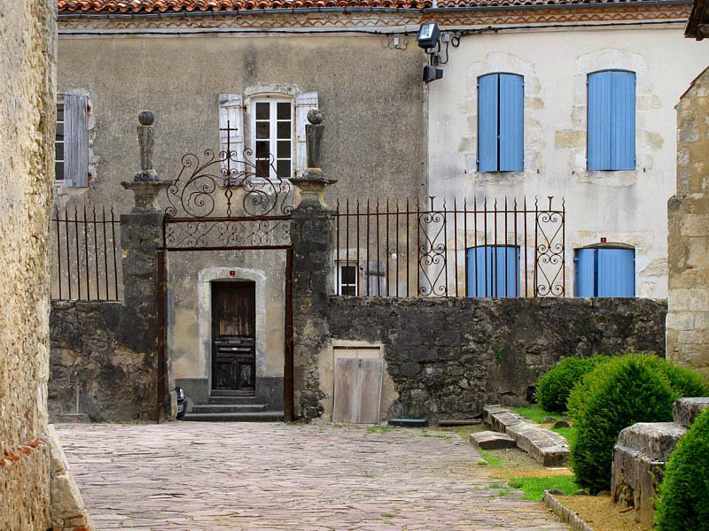 cour d'glise