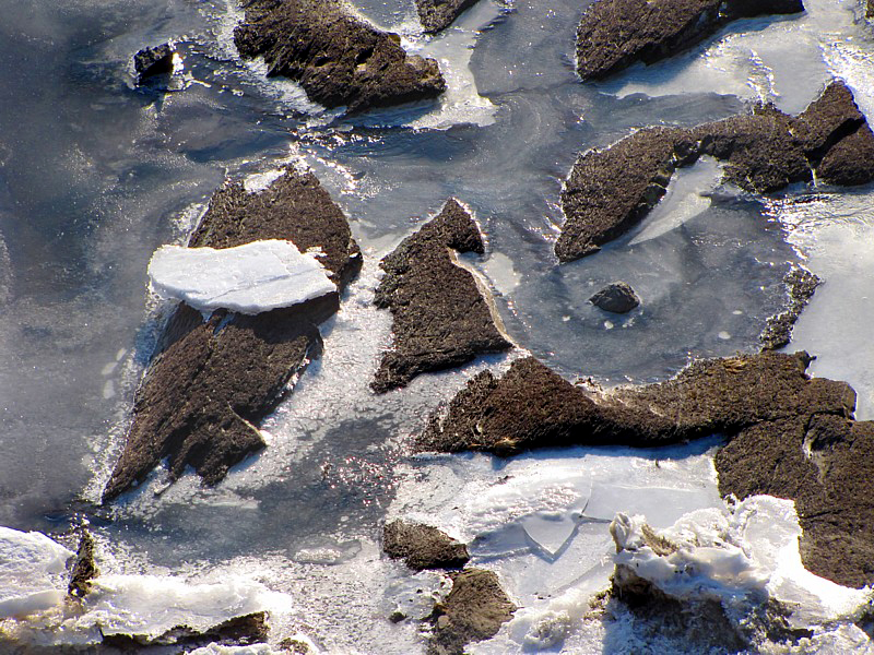vue aerienne de l'oeil glacé