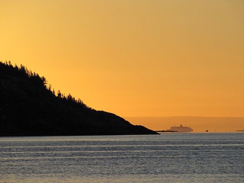 bateau de croisire au large de Tadoussac