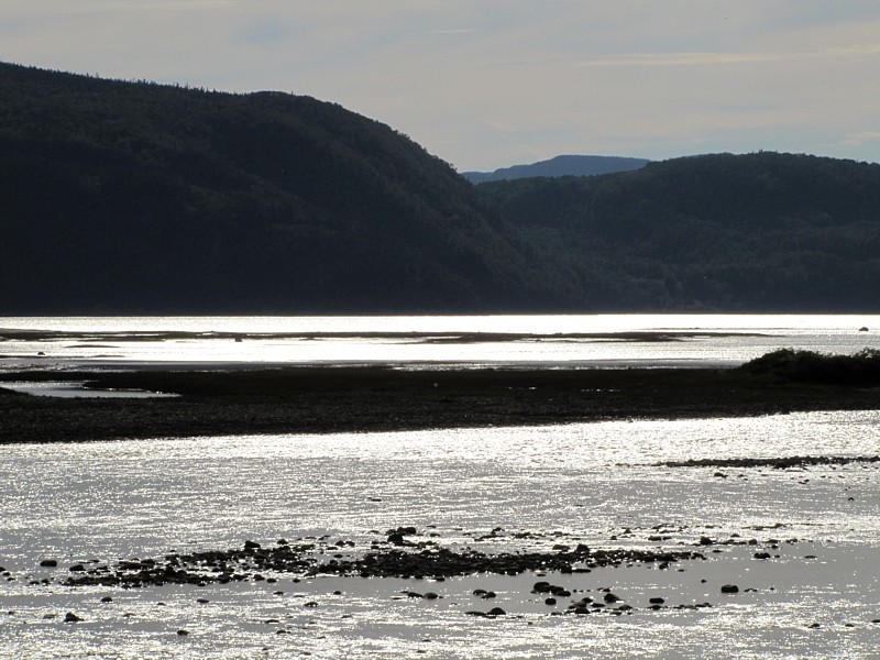 contrejour  l'embouchure du Saguenay