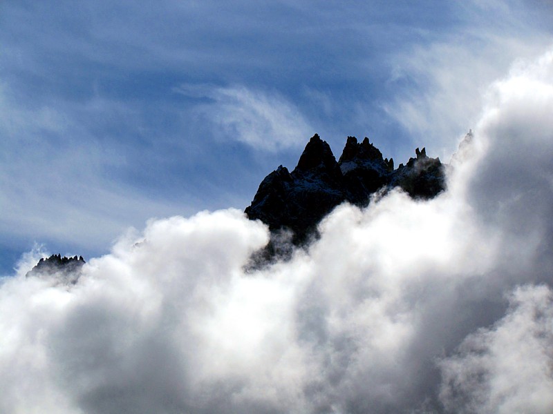 Les montagnes sorties des nuages