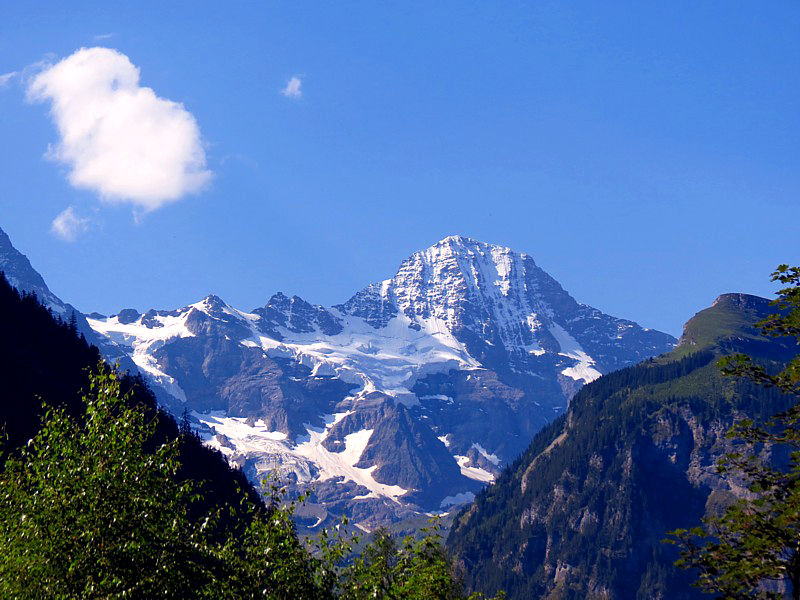 Jungfrau enneige