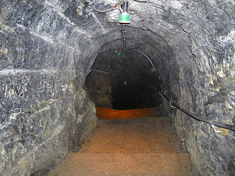 tunnel entre deux chutes