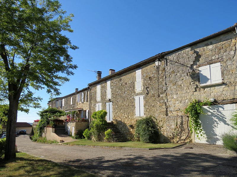 Muraille villa  Roques