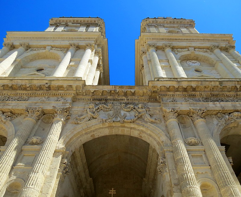 Contreplonge devant la cathdrale