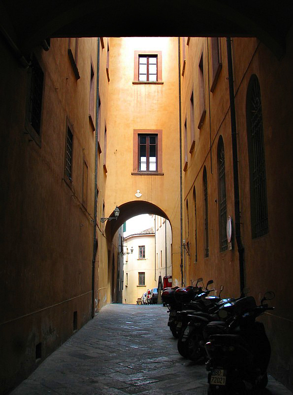 ruelle aux motos