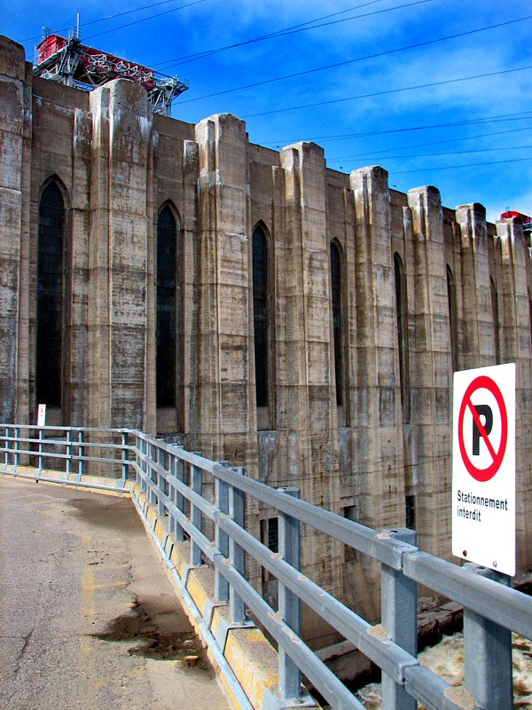 stationnement interdit au barrage