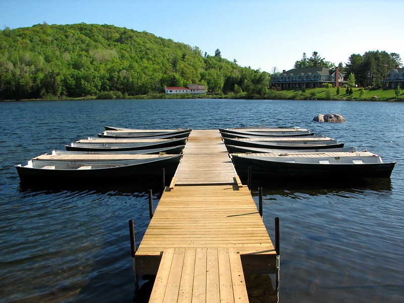 Quai de bois du lac Bienvenue