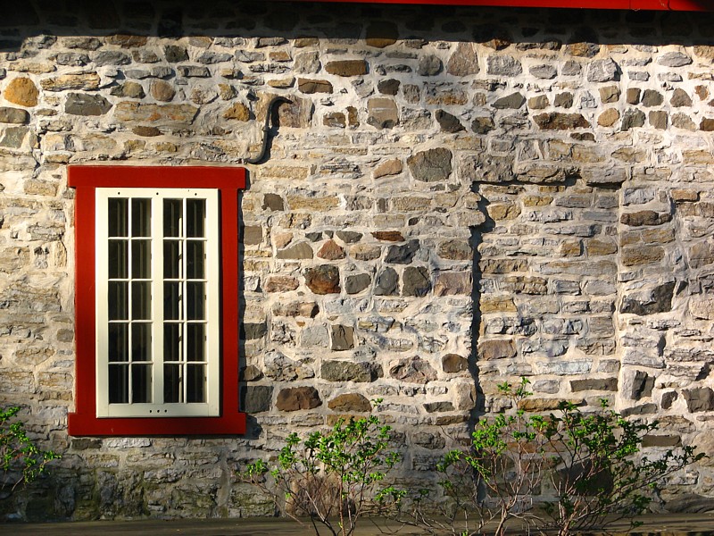 la fentre et l'ancienne porte