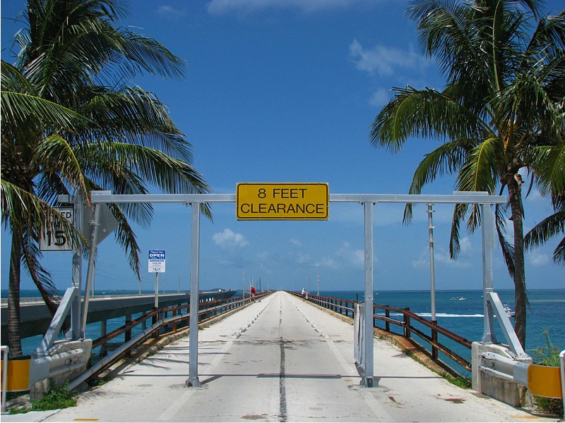 entrance to Pigeon key