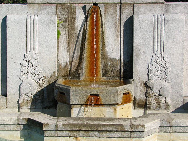 fontaine rouille
