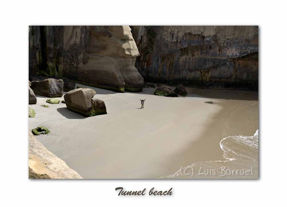 Tunnel beach luis.jpg