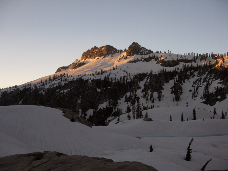 Kalmia Pass morning light