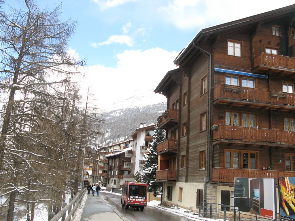 Zermatt and Electrical Taxi
