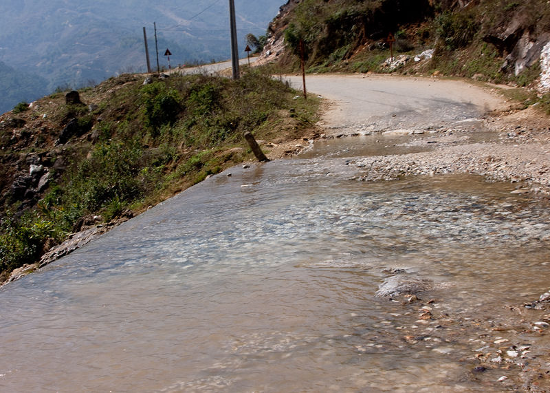 On the road to Lao Chải