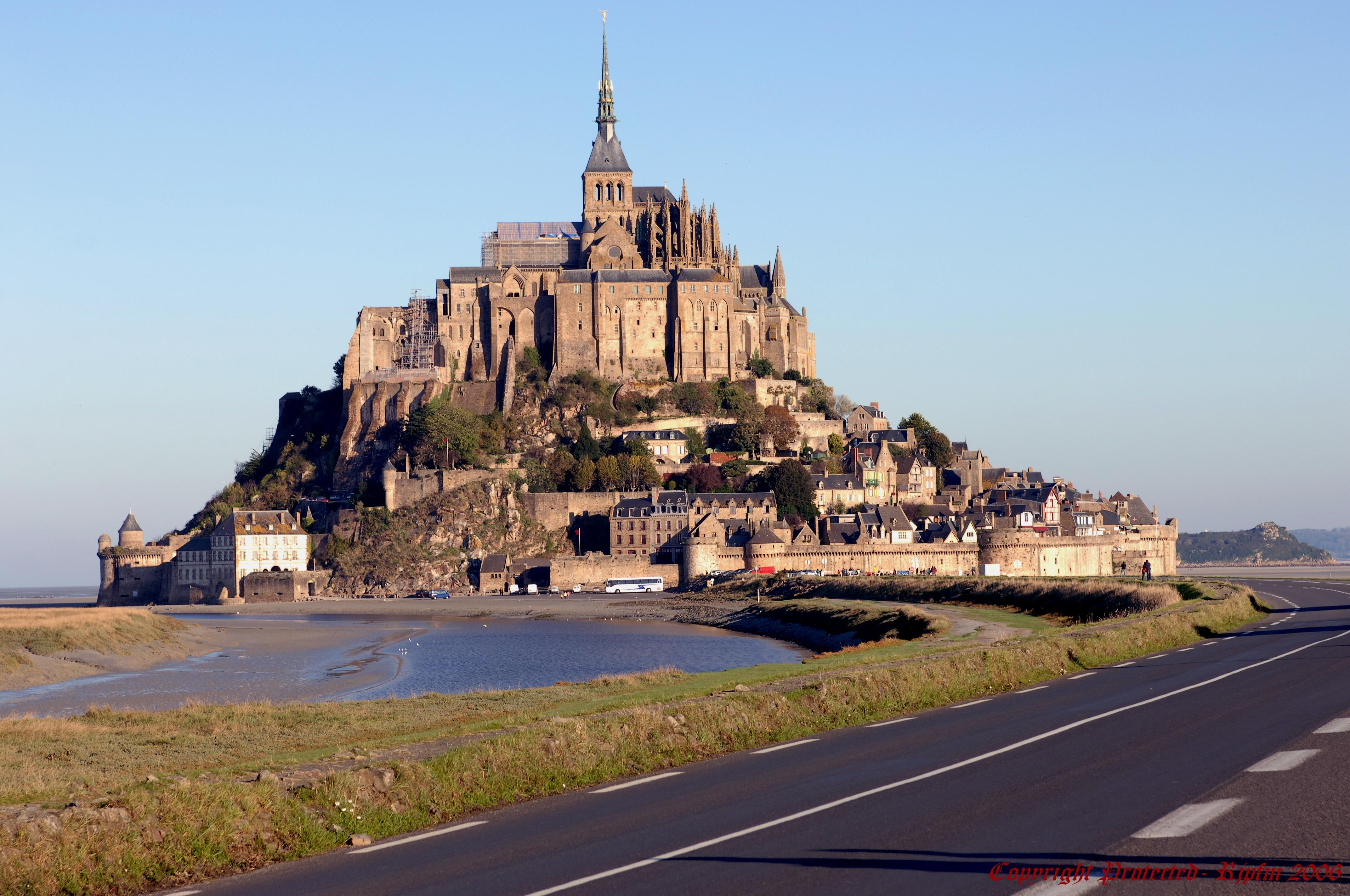 Beautifull  Mount St. Michel, Fr