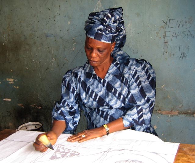 Adetola Alake Buraimoh - adire artist at work