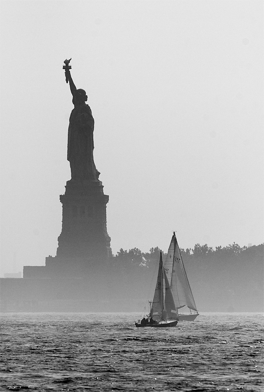 Sailing on Hudson River