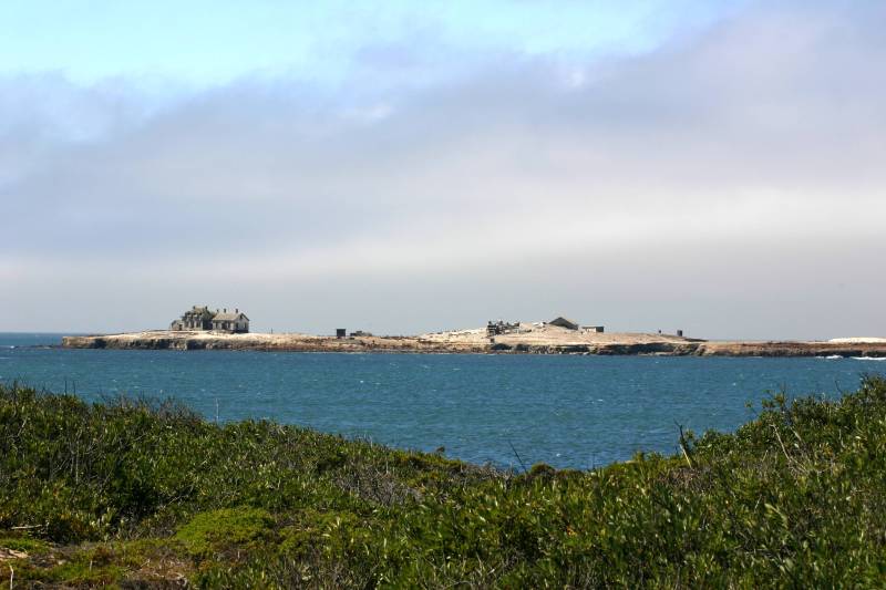 Fog Horn and Light House Island