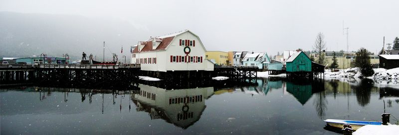 Snowfall on Sons of Norway Hall