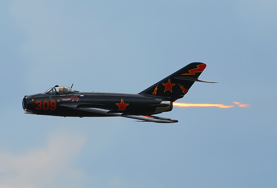 Mig-17 ( N4060DM )