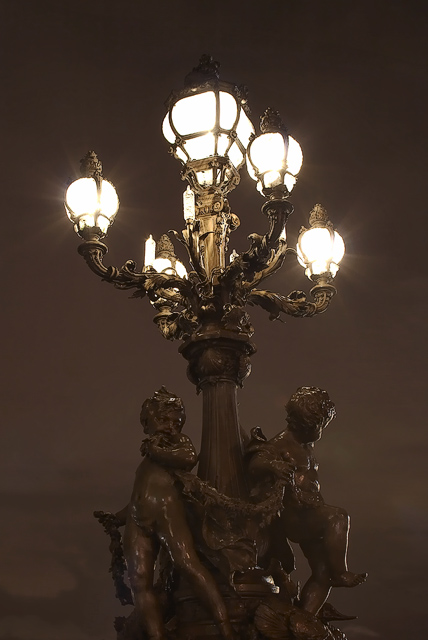 Alexandre III bridge lights
