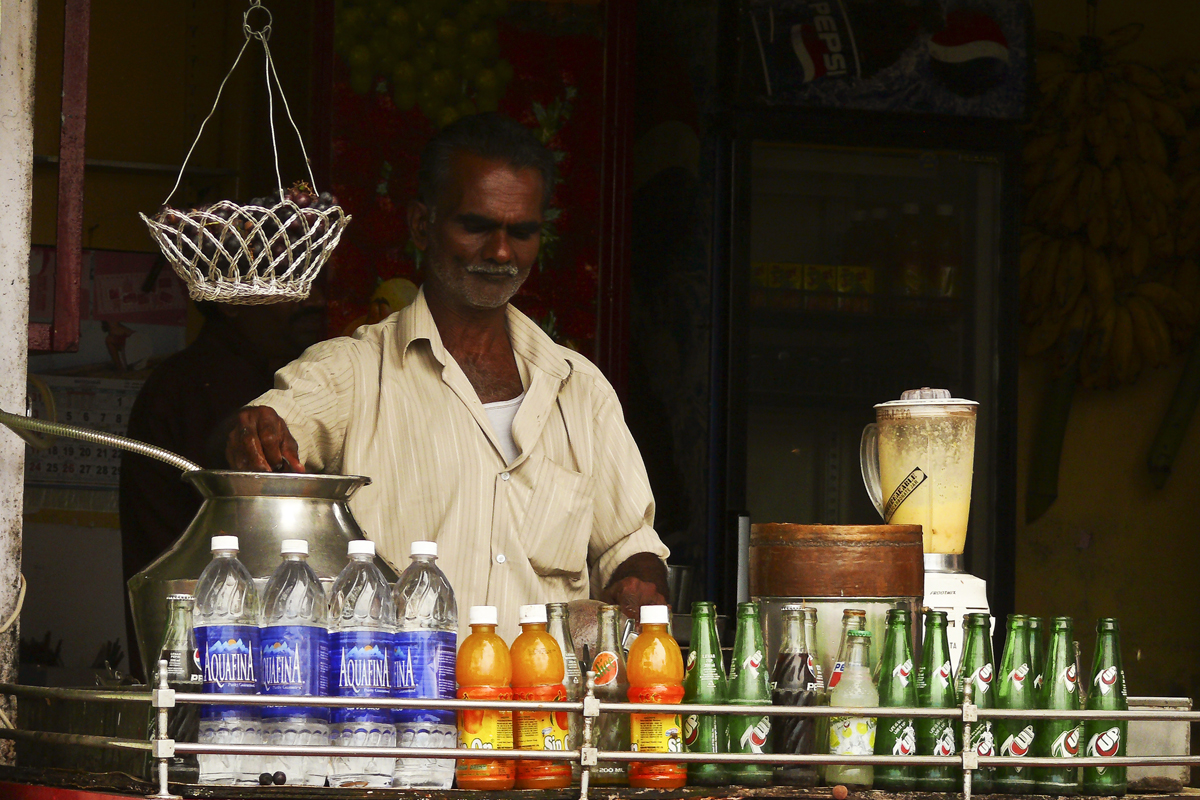 Drinks stall Trivandrum.jpg