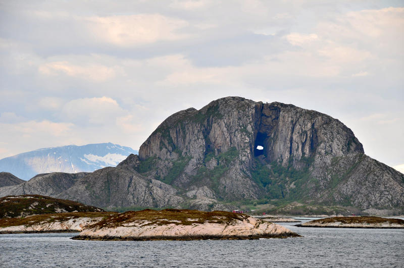 Torghatten