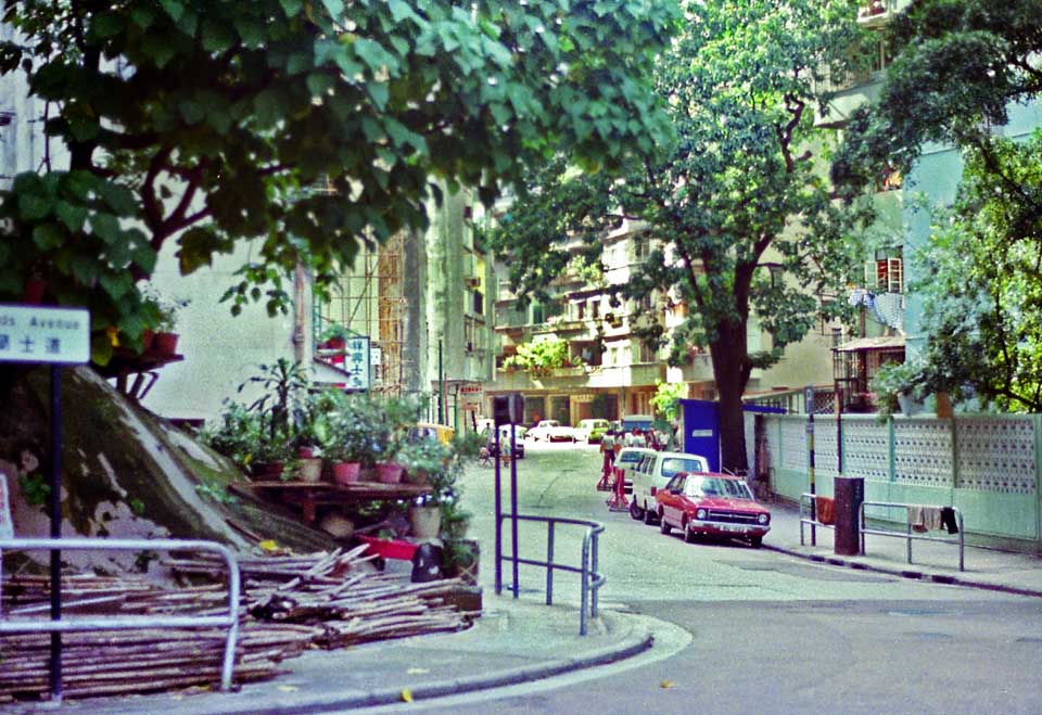 Lyttelton Road