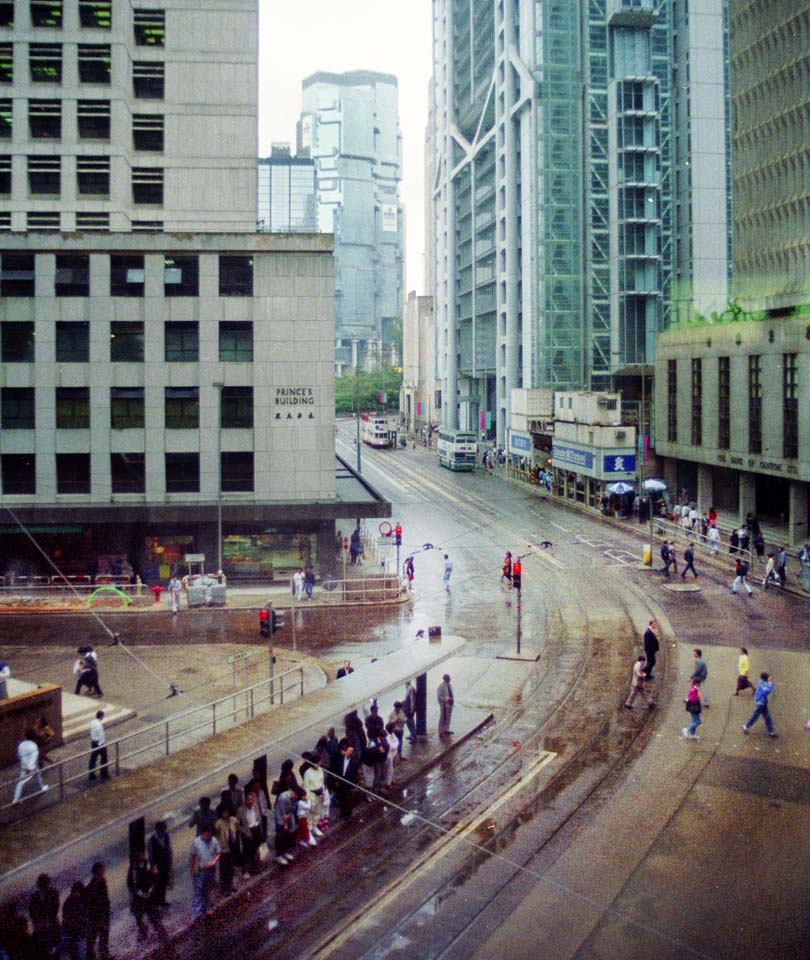 Des Voeux Road