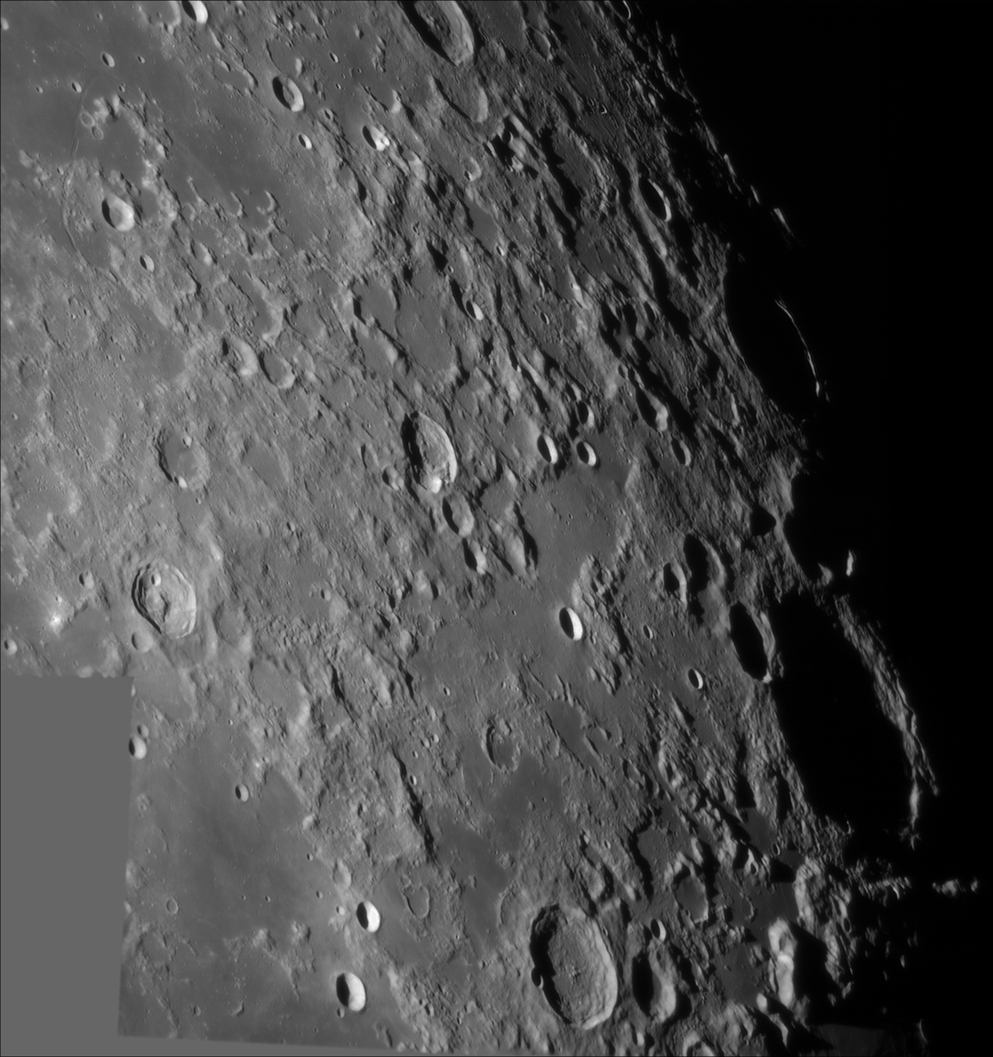 Montes Taurus Region 17-Oct-08 02:46-04:28UT
