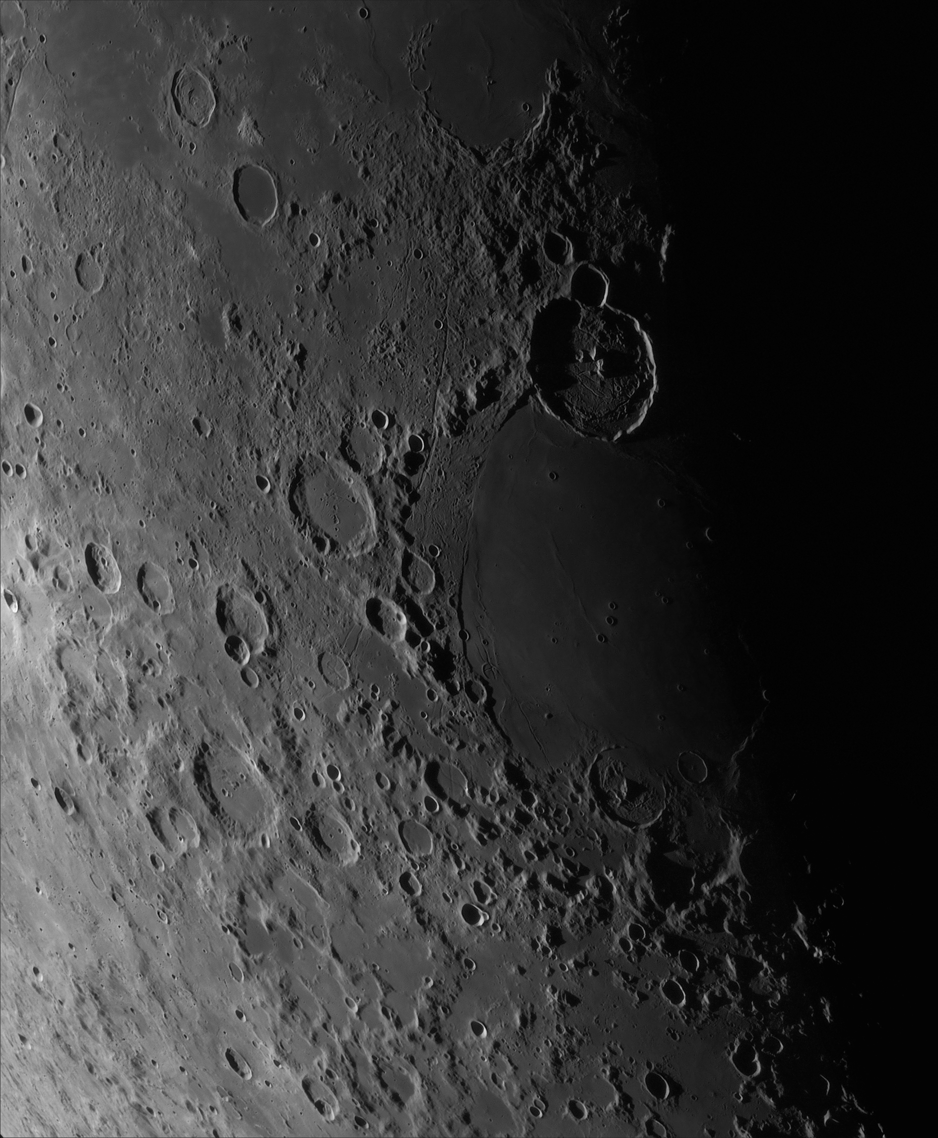 Gassendi & Mare Humorum 04-Sept-10 04:50UT