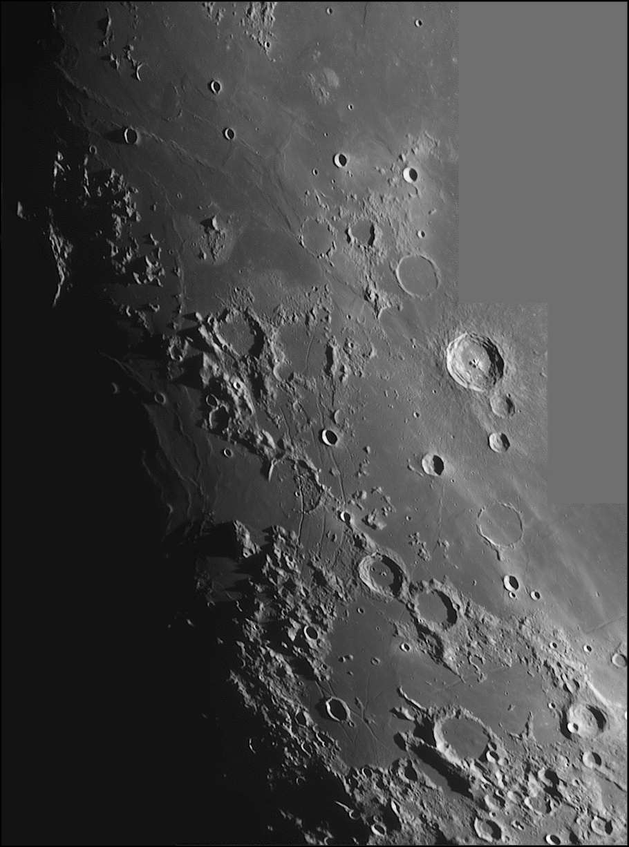 * Bullialdus, Rimae Hippalus & Ramsden 27-April-07 21:21UT LPOD:18-May-07