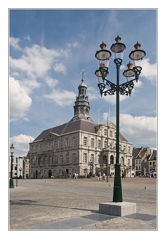 Markt en stadhuis