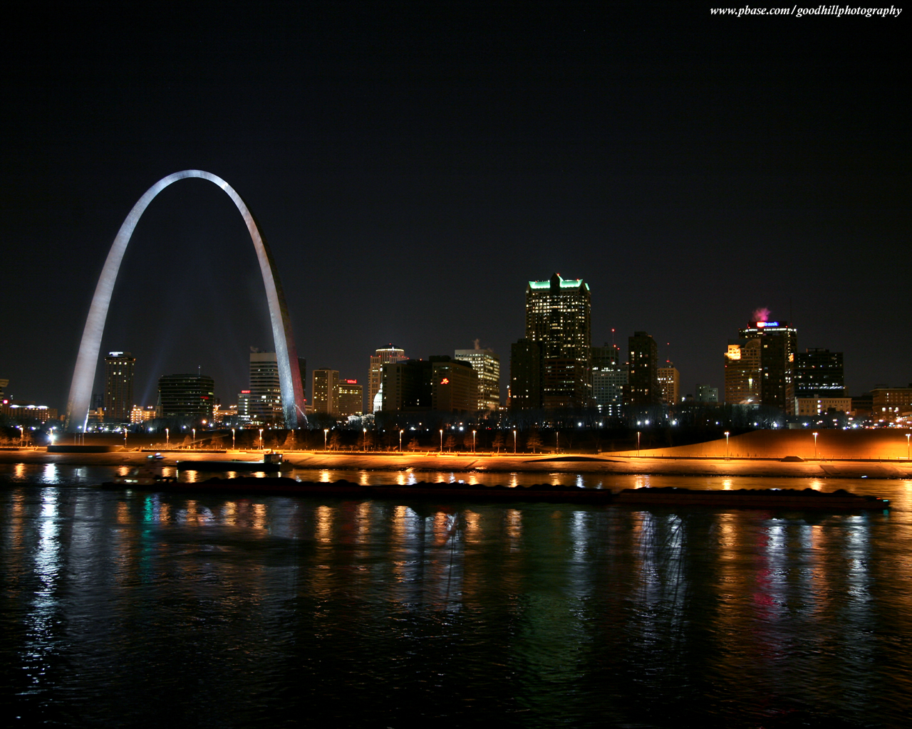 1280 x 1024 St Louis Arch