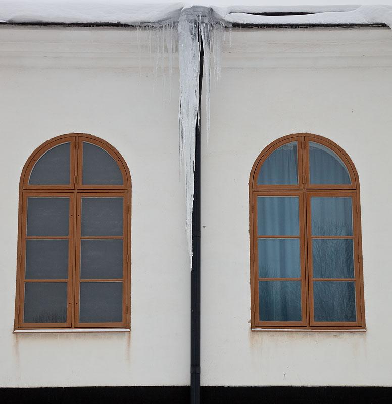 Windows with icicle