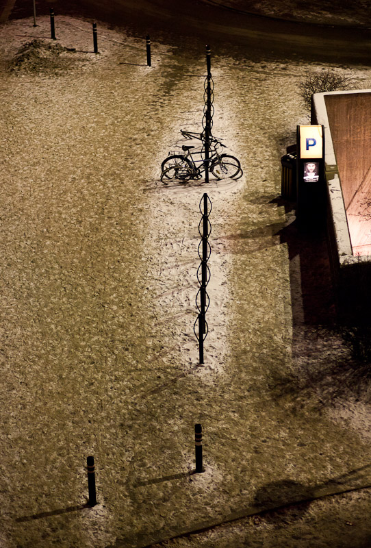 Lone bicycle