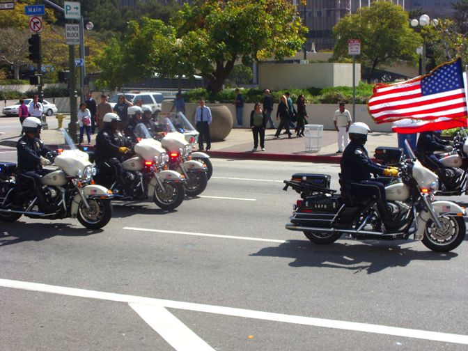 Parade 803 LAPD Motorcycle Drill Team.jpg