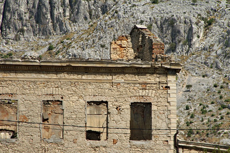 Rocks and ruins