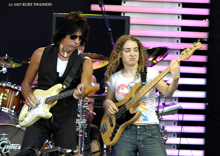 JEFF BECK & TAL WILKENFELD