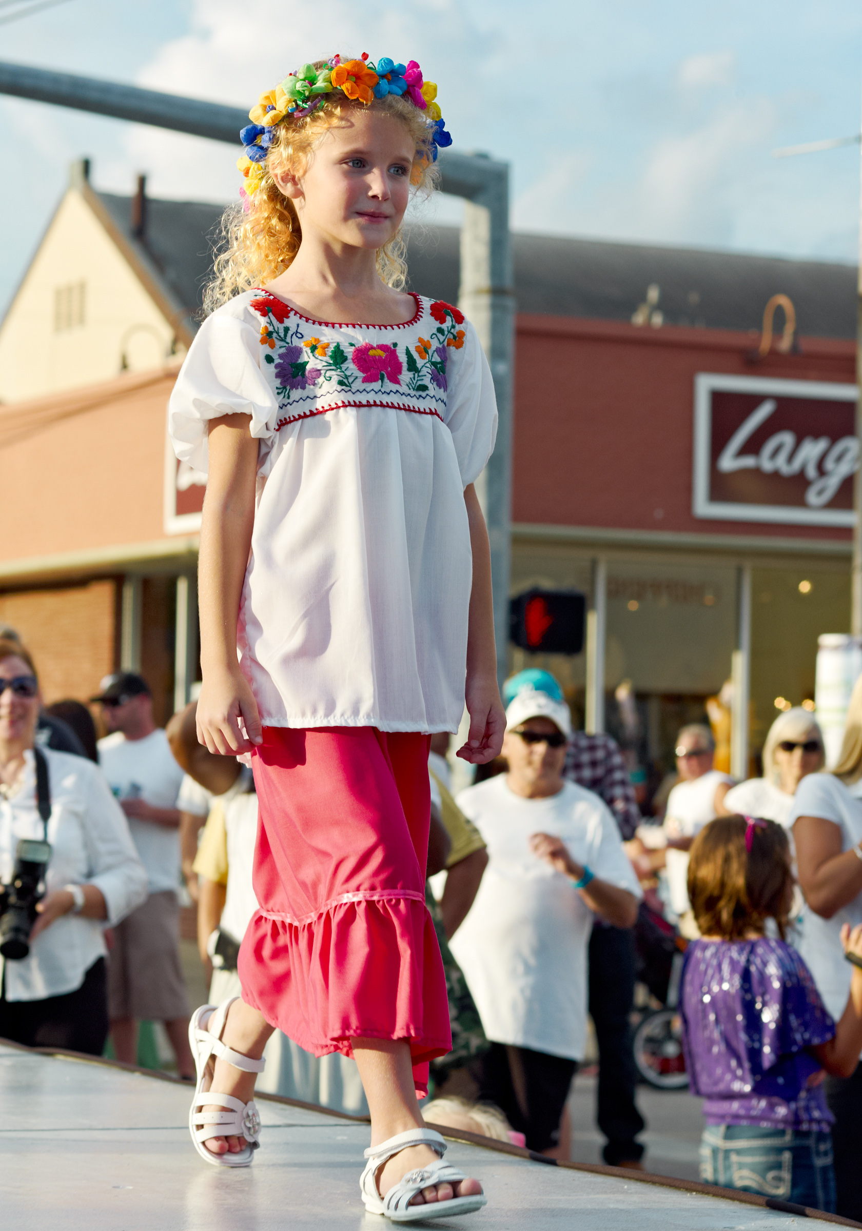 Fashion Show summer girl