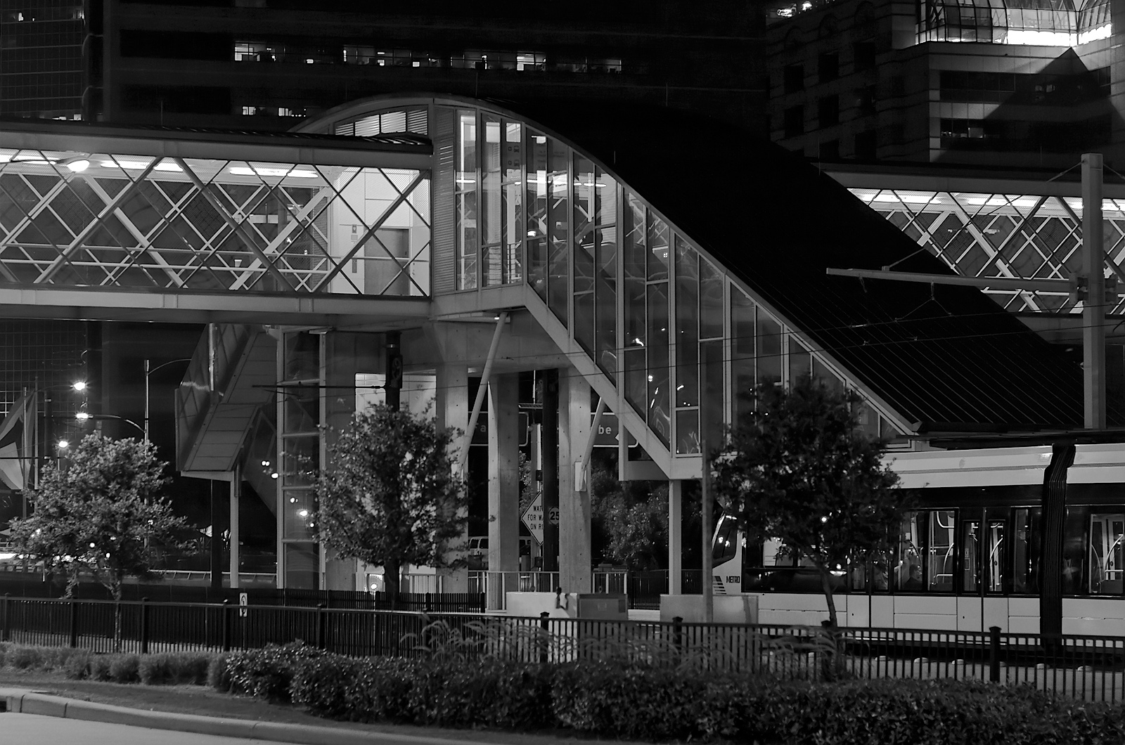 Medical Center Metro Station 01 bw